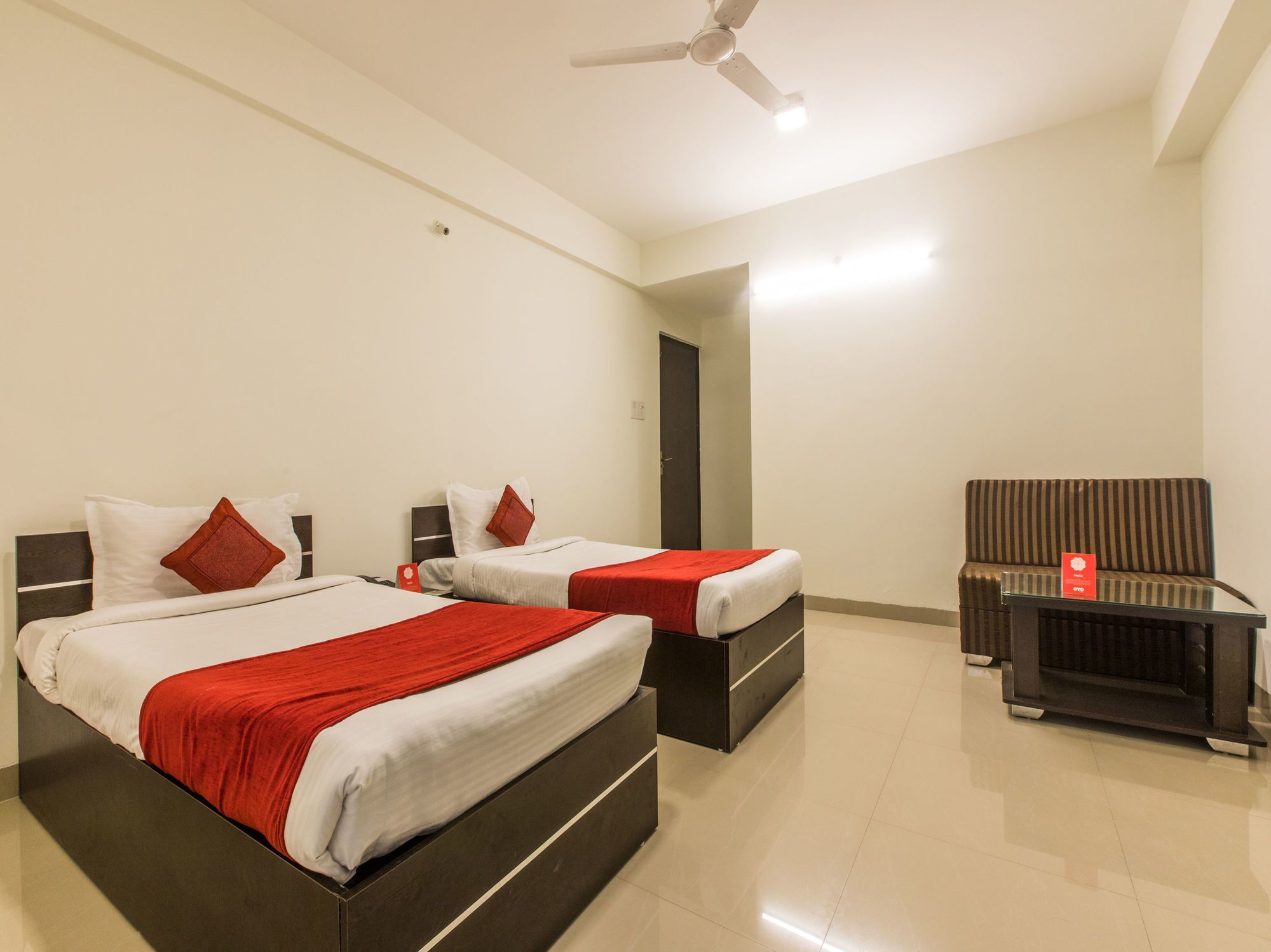 Fabhotel Prime Om Epic Vijay Nagar Индаур Экстерьер фото